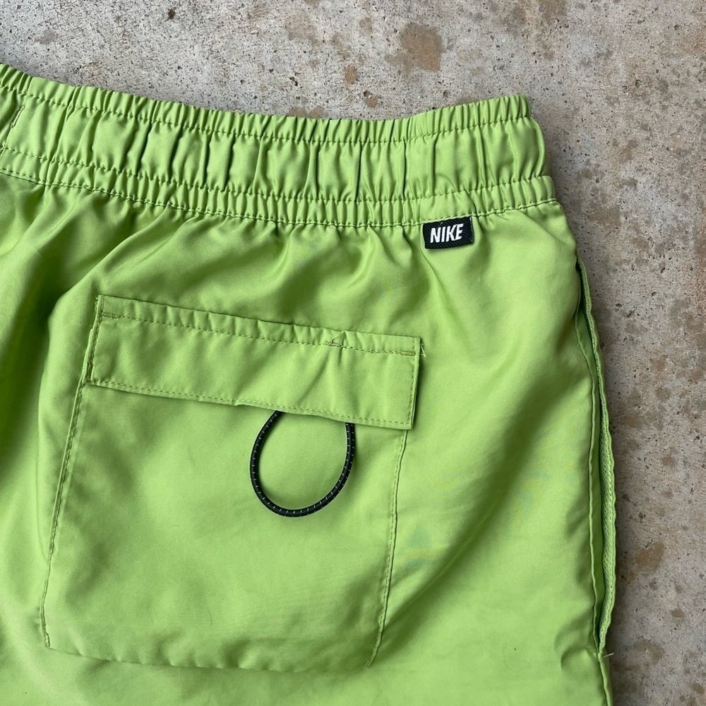 Nike NSW Woven Flow Shorts Green - Picture 5 of 6